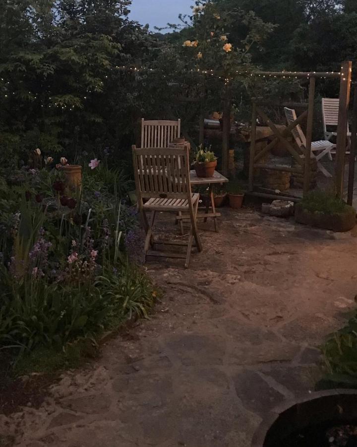 Dove Cottage Bisley  Exteriér fotografie